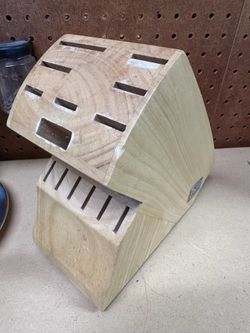 Chicago Cutlery Wooden Knife Block – 17 Slot Countertop Storage