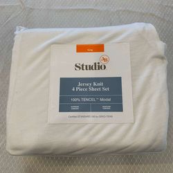 Brand New - Jersey Knit 4 Piece King Sheet Set in White