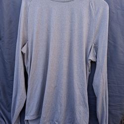 Men's Lululemon XL Long Sleeve Shirt