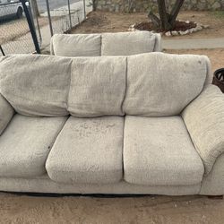 Couches 60$