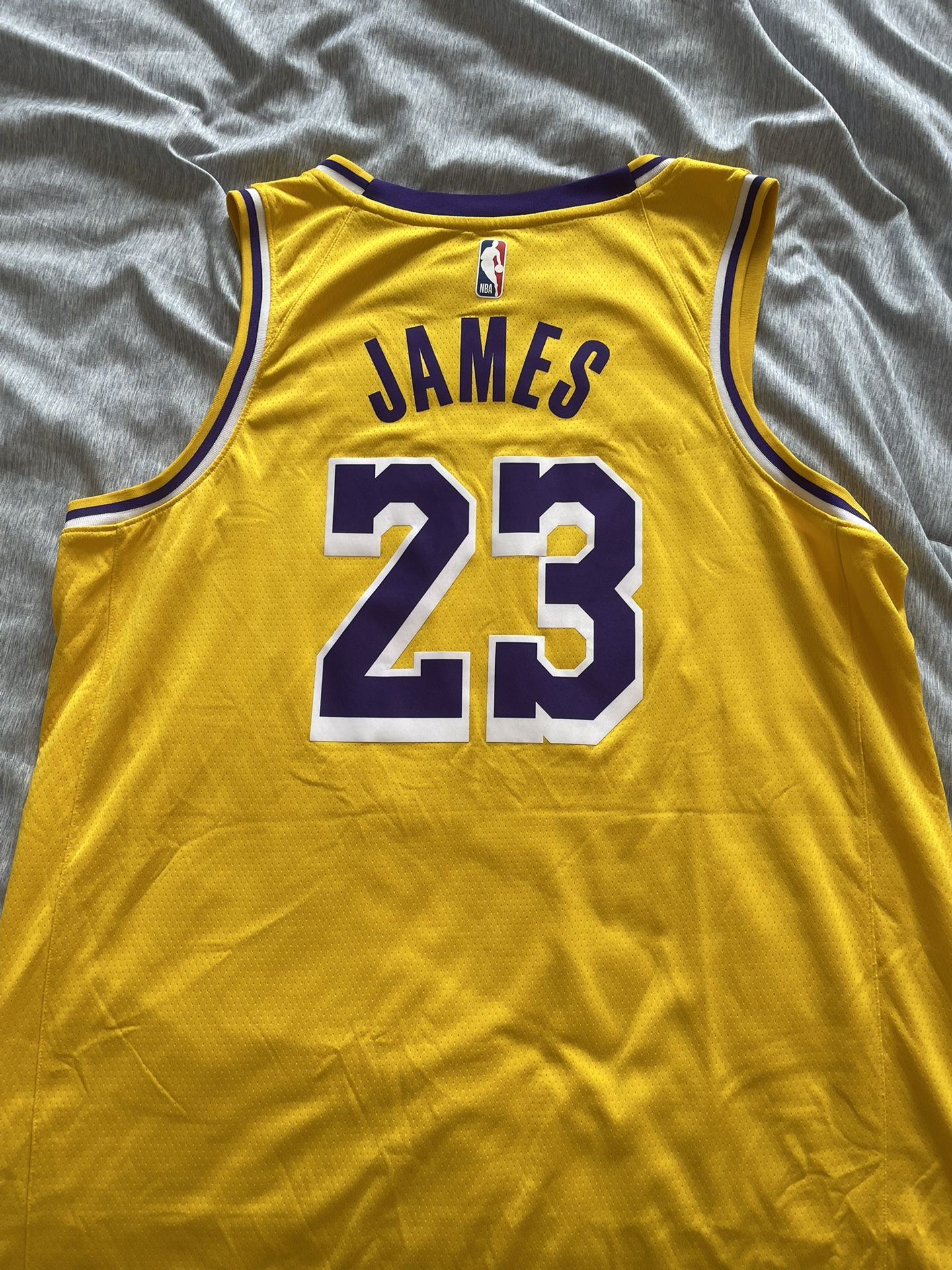 LeBron James Swingman Lakers Jersey.