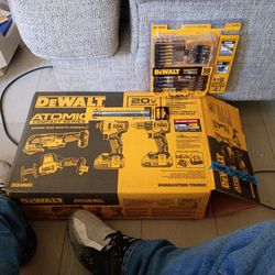 DeWALT 20volt. Atomic compact series