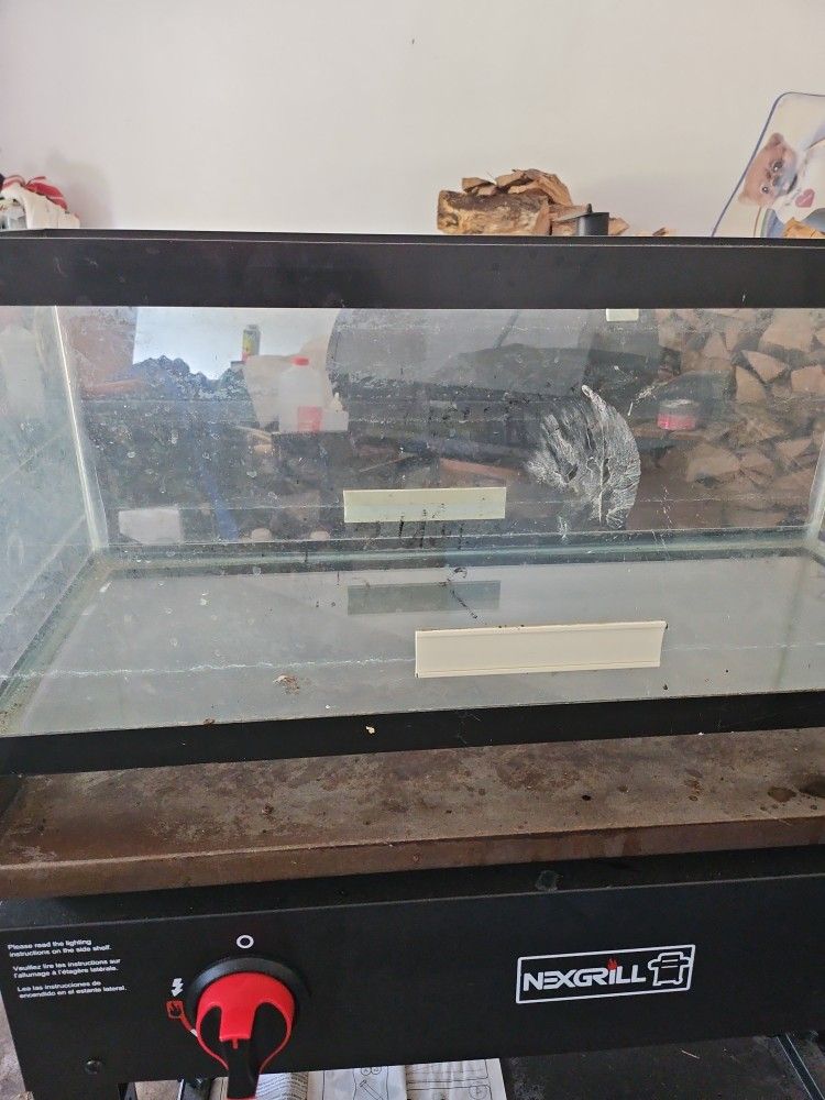 Fish Tank 22 Gallon