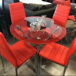 DINING SET 4 CHAIRS AND TABLE (NEW)