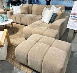 Sectional Sofa NEW 117x78 Beige Cream Finance Available 