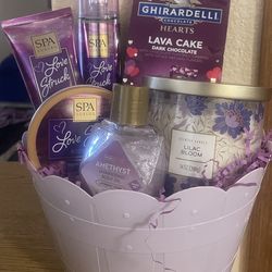 Mother’s Day basket