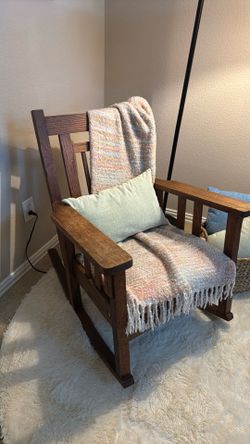 Rocking chair