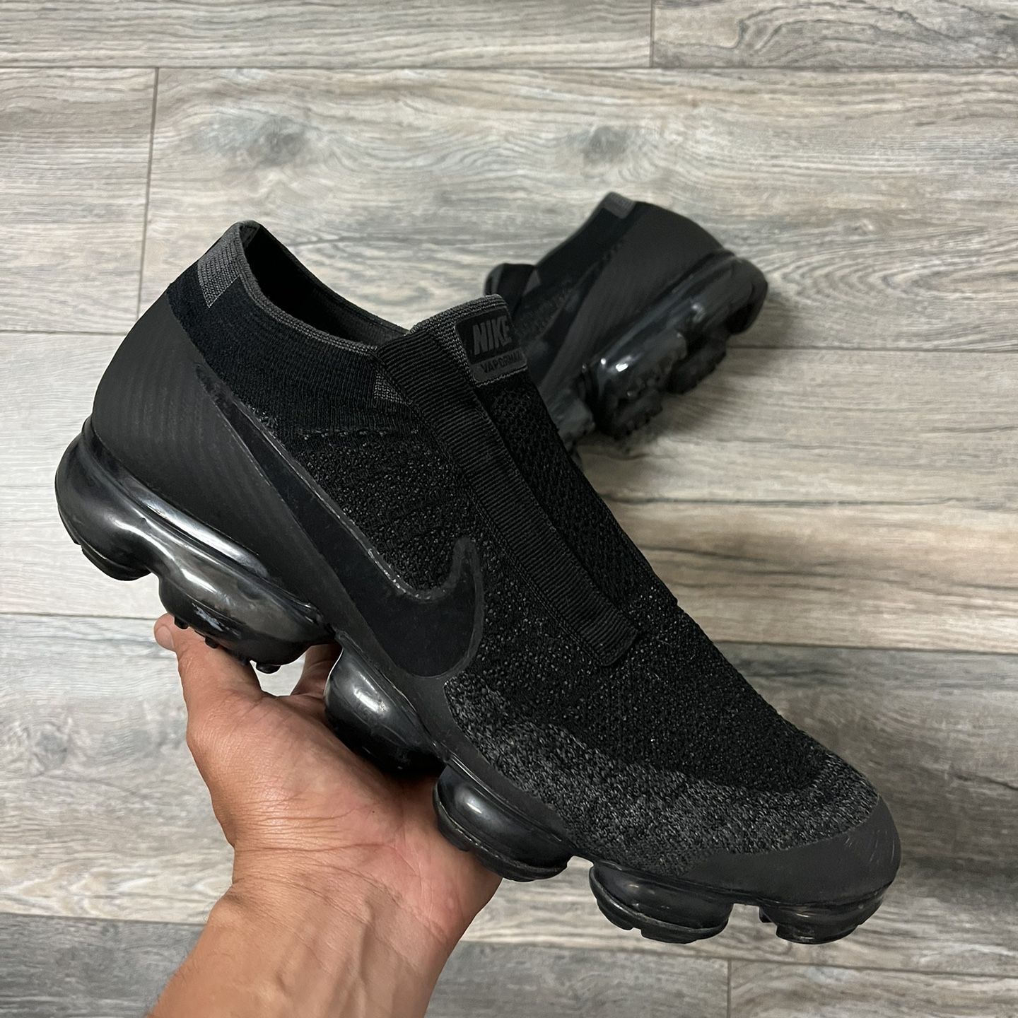 Nike Air Vapormax Flyknit Triple Black 13 for Sale in Los Angeles