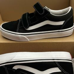 Vans Old Skool V Skate Shoes 