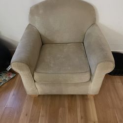Cushioned Single Chair FREE