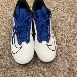 Nike football cleats 