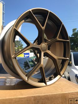 Martian MW05 20” Forged Wheels – Tesla Model Y – Satin Bronze – Excellent Condition