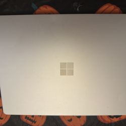 Microsoft Surface Laptop Go