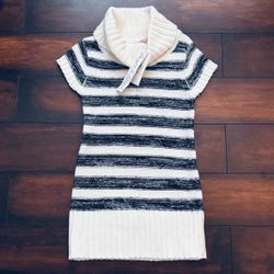 Little Girls Clothes New With Tag Black And White Striped Cowl Neck Short Sleeve Sweater Dress Size M About  7/8
