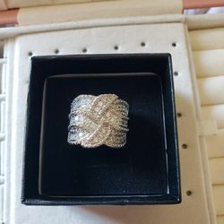 Ring Size 6..silver ...zirconia Stone..s925.  Comes In Box