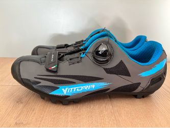 Women’s Vittoria Carbon Composite Road Cycling Shoes – EU 42 – Cleats Included