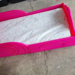 Pink Girl Toddler Bed