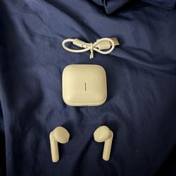 Wireless Bluetooth Earbuds