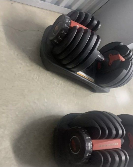 BOWFLEX DUMBELLS ADJUSTABLE 52.5