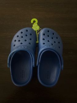 Crocs size 9 kids