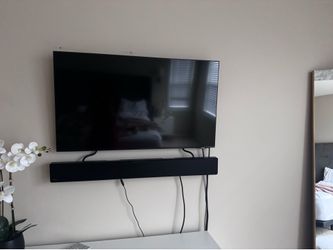 Samsung 43” Smart TV + Samsung Soundbar + Wall Mount Package – $250 OBO