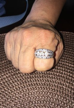 Women’s ring SIZE 7-8