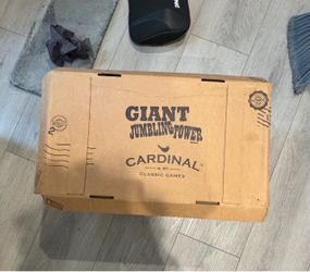 (Jenga)Cardinal Giant Jumbling Tower