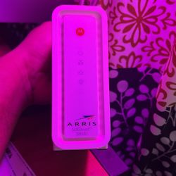 Motorola Arris  SURF Board SB6183 Modem