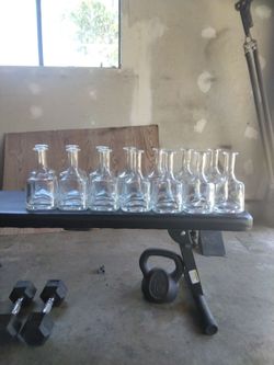 Empty glass bottles square    qty 50