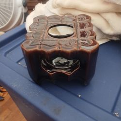 Table Item On The Bottom Says Aloha Five Bucks Pick Up 