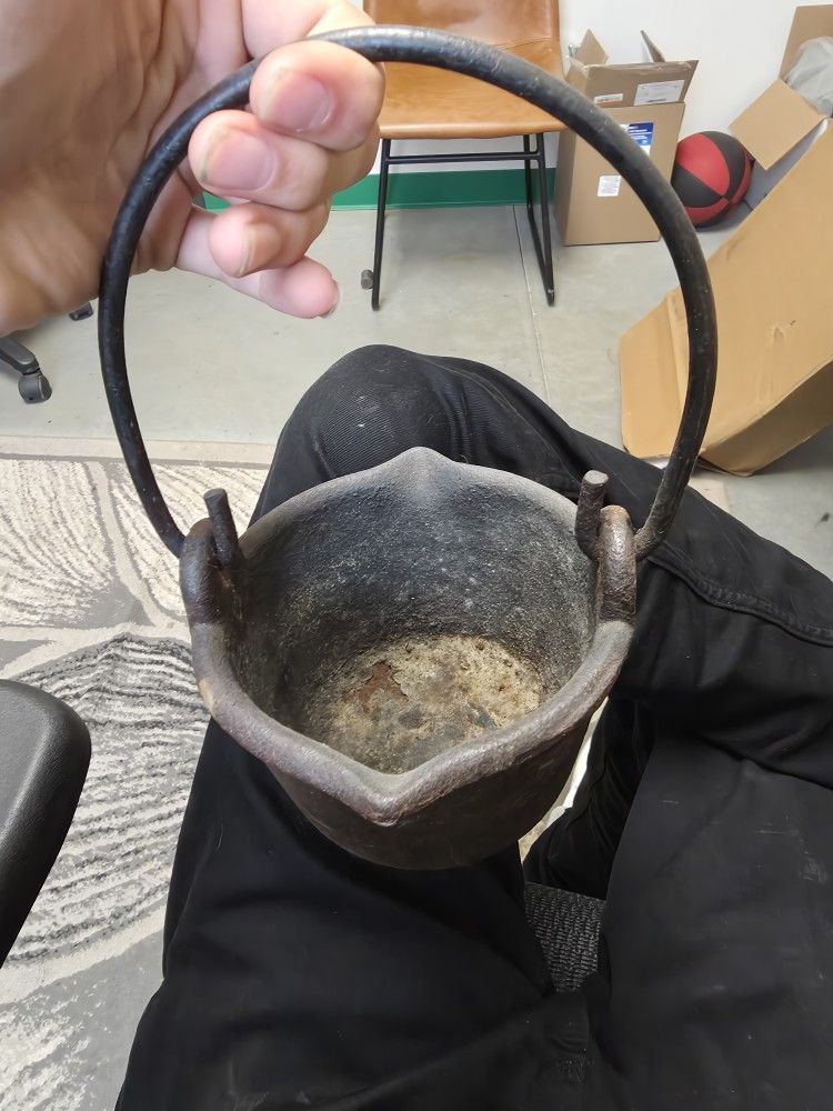 Smelting Melting Pot