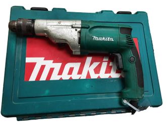 Makita Hp2050 Green Corded Standard Drill