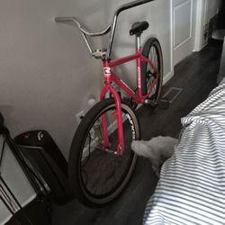 26 inch REDLINE