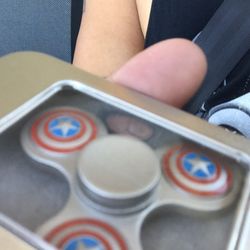 Spinner Captain America steel shields