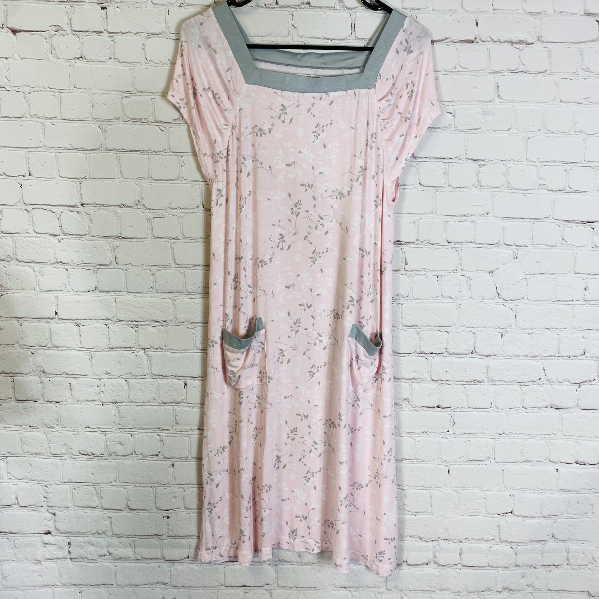 COMPANY | ELLEN TRACY Pink Gray Floral Nightgown With Pockets Short Sleeve M
