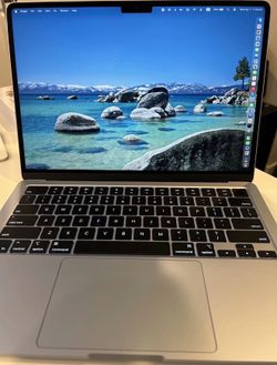 Apple MacBook Air 2025 13 Inch 4.4GHz M4 10-Core CPU 1TB 32GB RAM 10C GPU
