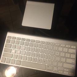 Wireless keyboard and mouse Aple