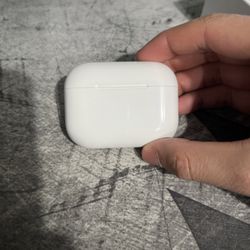 White Bluetooth Earbuds With ANC