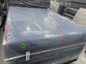 QUEEN SIZE SEALY POSTUREPEDIC ELITE HYBRID (SOFT) MATTRESS & BOX SPRING BED SET