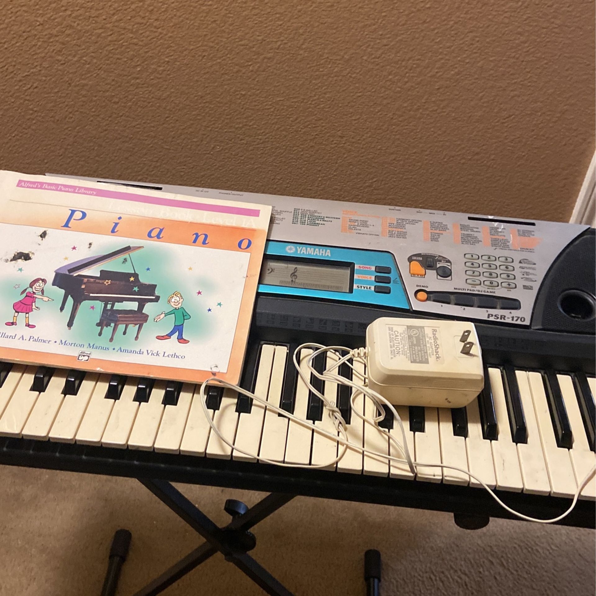 Used Yamaha PSR-GX76 Portable Keyboard