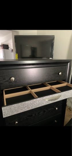 2 nightstands one chest drawer