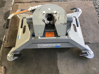Fifth Wheel Hitch