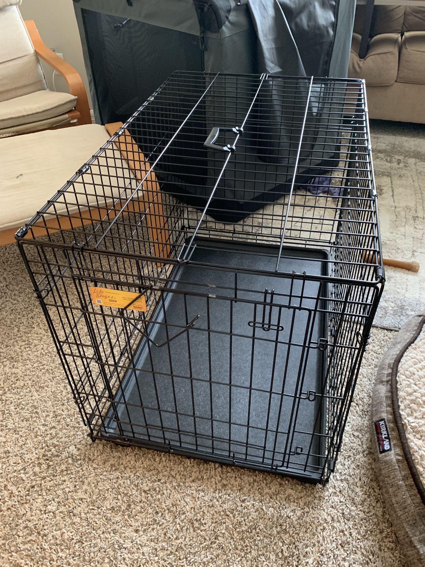 Medium/large dog crate