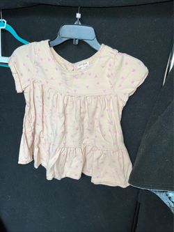 Cat And Jack Girl Shirt. Size 10/12