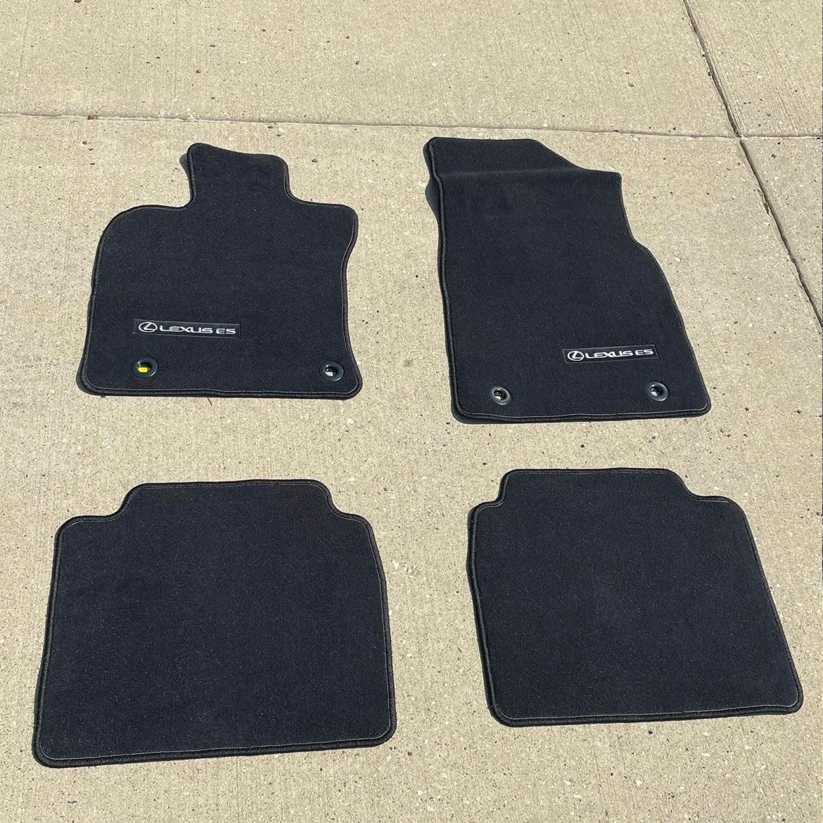 OEM Lexus ES Floor Mats Black Carpet Set PT(contact info removed)C-20 (2019–2024)