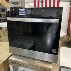Brand New Whirlpool Walloven - 50% off retail MSRP $2199 Our Price $998 