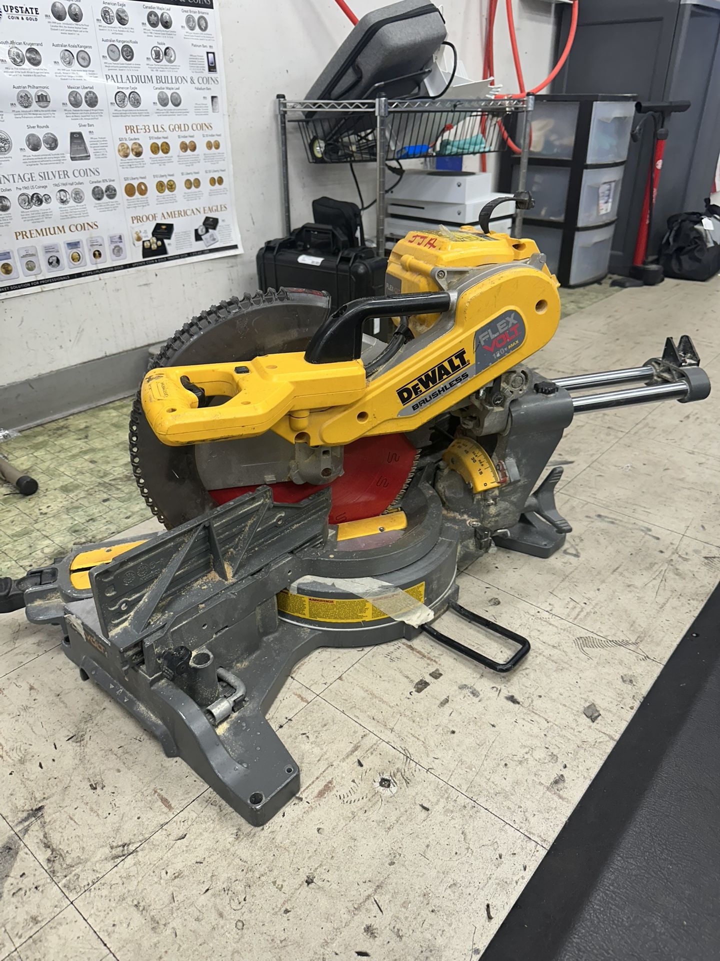 Dewalt DHS790 Miter Saw (USED)