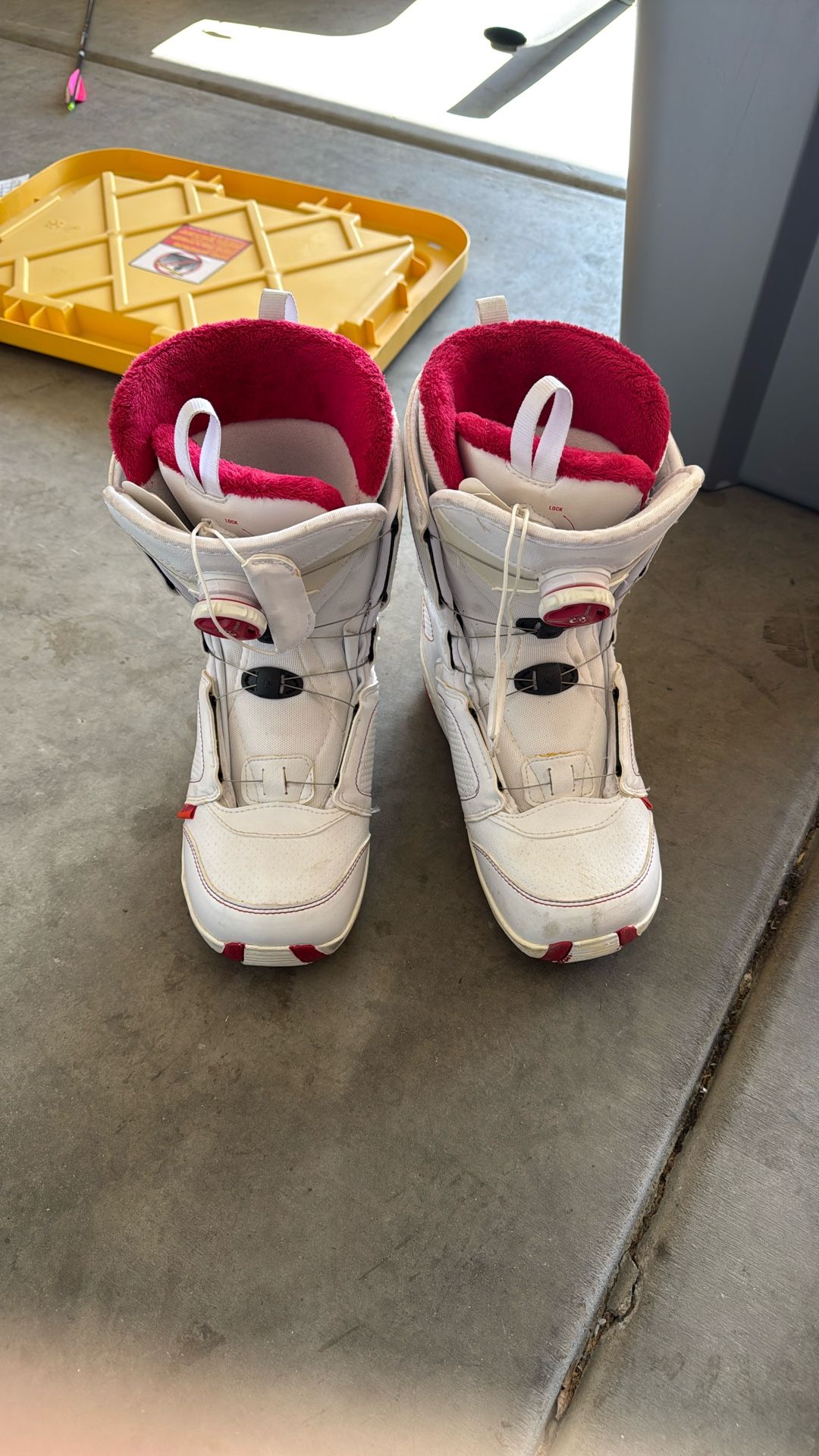 Snow Board Set With Women Snow Boot Size 7 