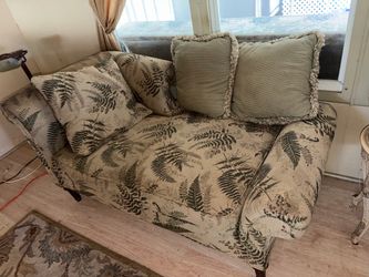 Botanical Fern Print Upholstered Sofa with Pillows