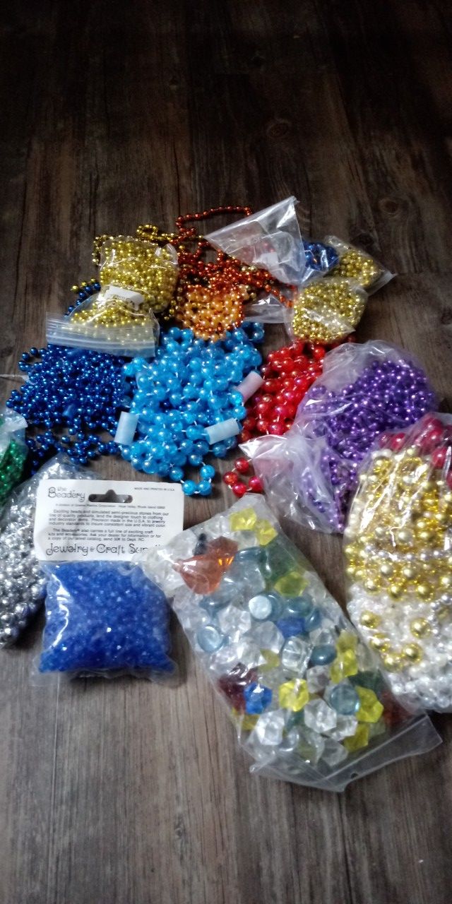 Craft bead jewlery